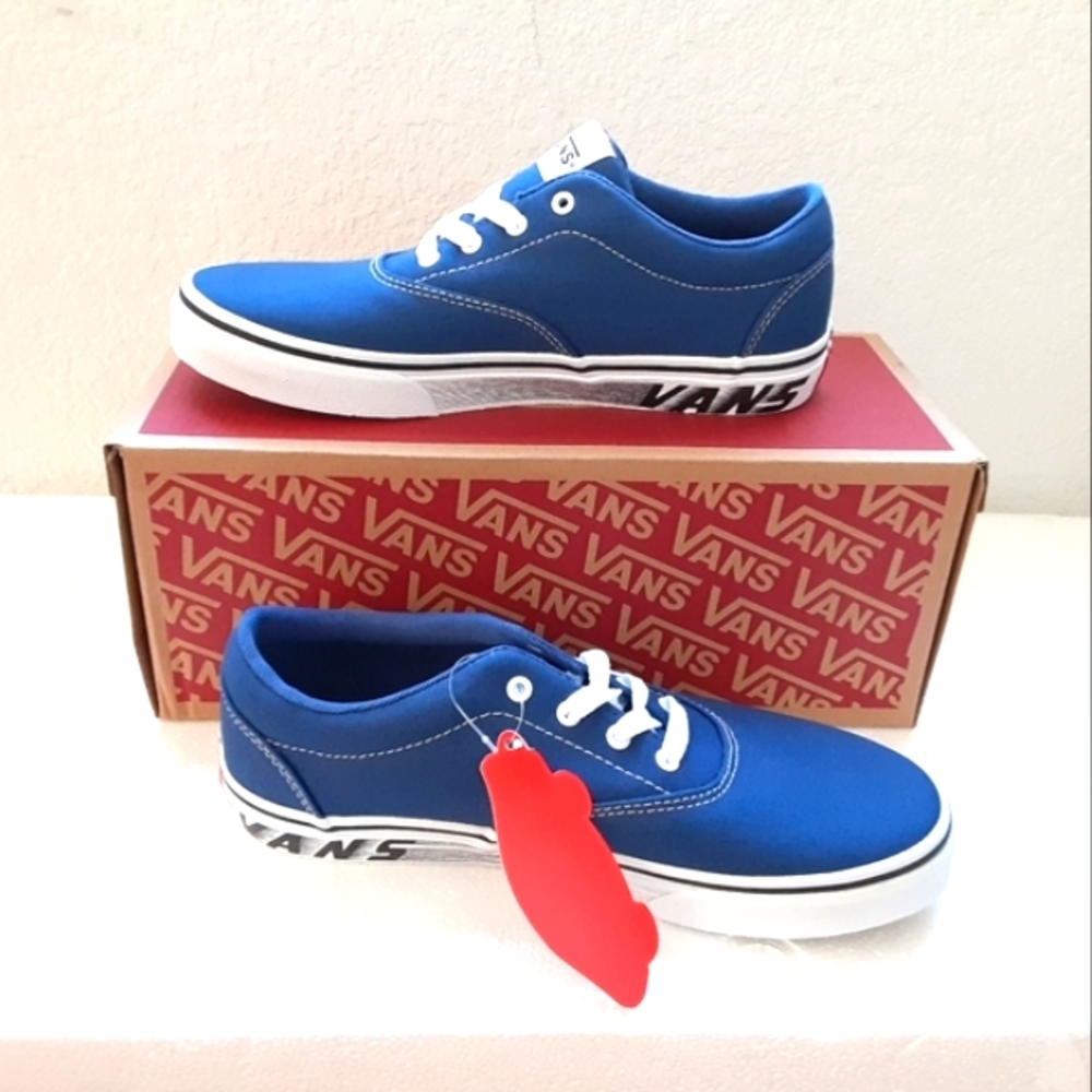 Vans - Picture 2 of 4